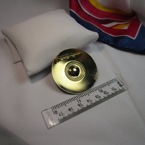 Vintage 80's Costume Jewelry Enamel Pin - Picture 6 of 9